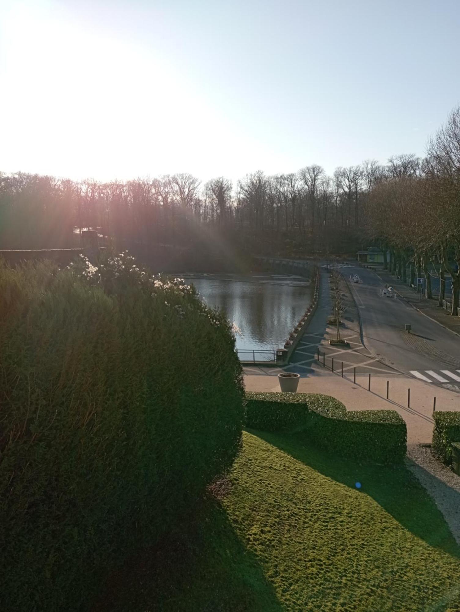 Hotel Ibis Les Etangs Des Moines Fourmies Zewnętrze zdjęcie